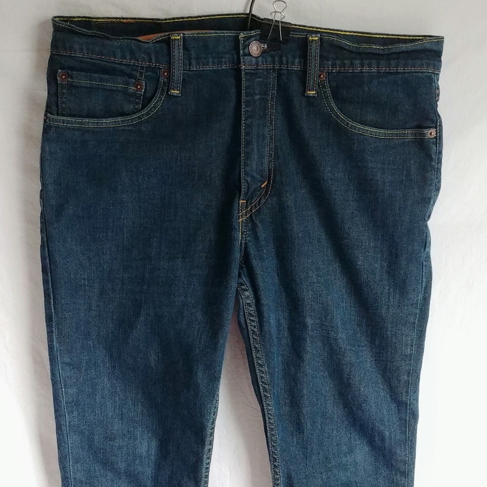 Levi's 511 Medium wash - Picture 3 of 5
